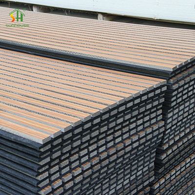 قیمت مناسب 4x8ft E0 درجه آکوستیک صفحه دیواری Slat MDF چوب دیواری Slat تزئینی آنلاین